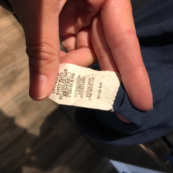 Dress - Picture 8 of 8